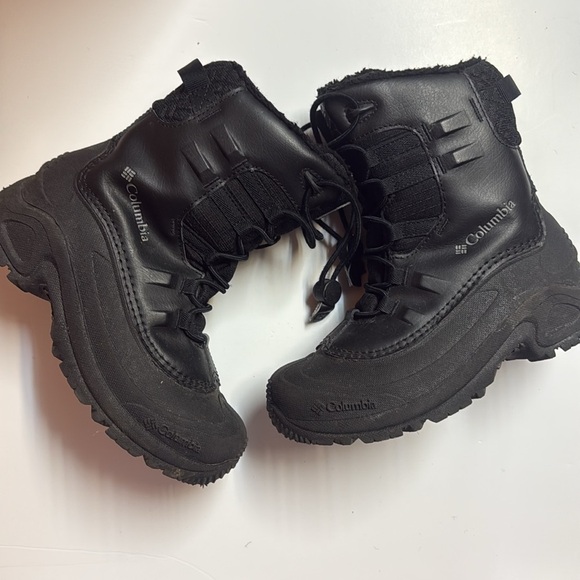 Columbia Kids Winter Boots - Picture 1 of 6
